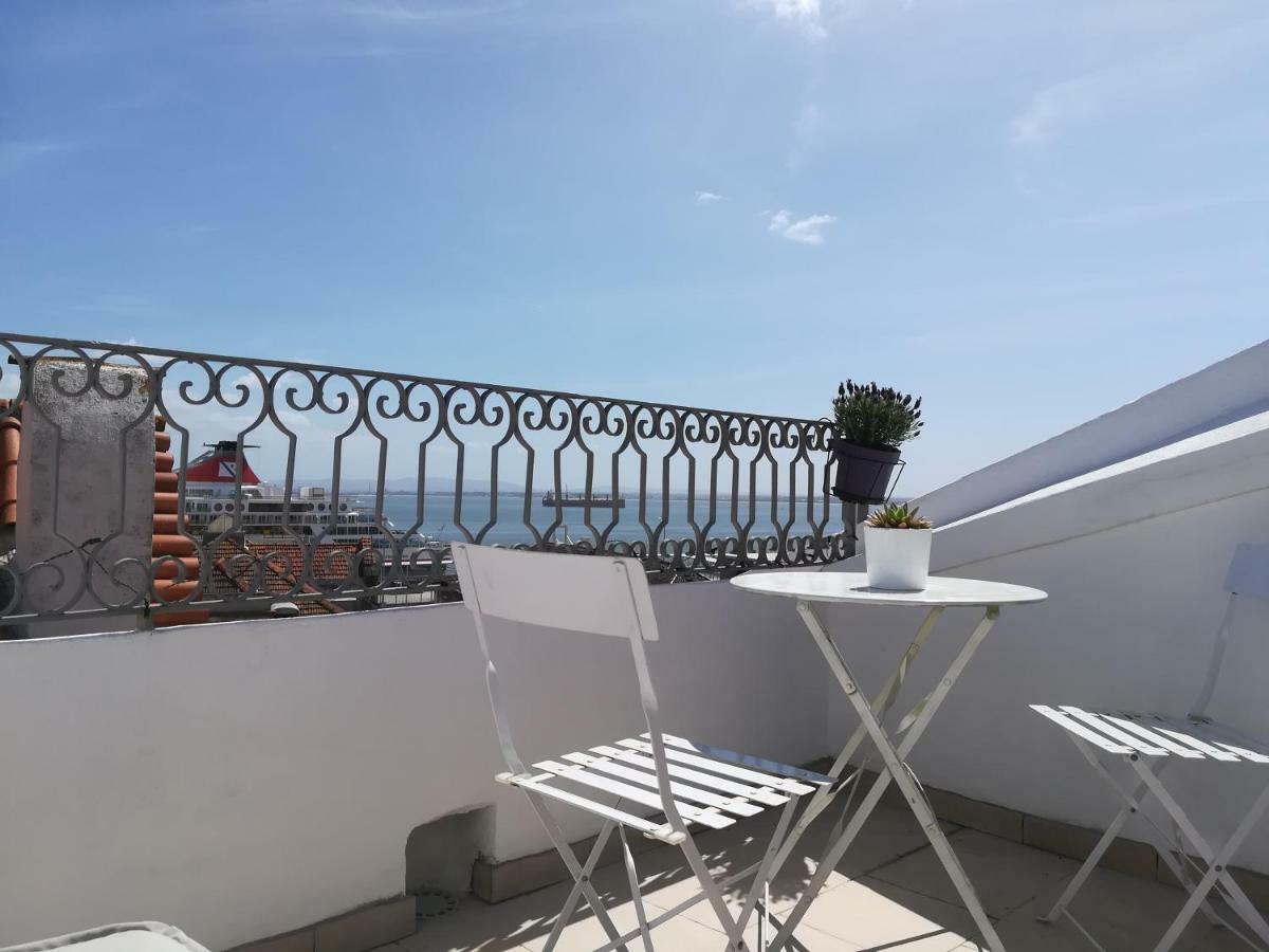 Little River View Triplex In Alfama 리스본 외부 사진
